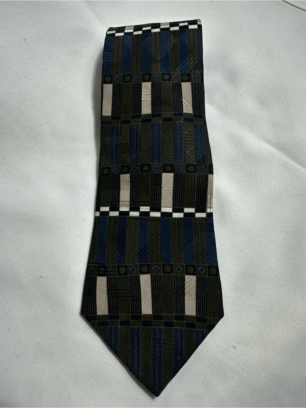 A57. Set of 4 Assorted Men’s Silk Ties – David Taylor, Clubfellow, Campa puritan